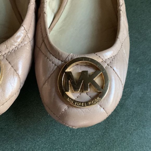 Michael Kors Nude Fulton Quilted Ballet Flats size 6.5 - Picture 2 of 13